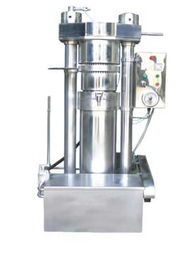 供應(yīng)液壓榨油機(jī) 選擇中諾機(jī)器，品質(zhì)與價(jià)格兼得